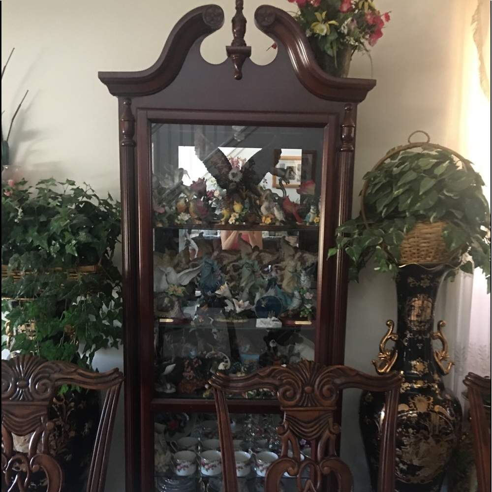 Curio cabinet
